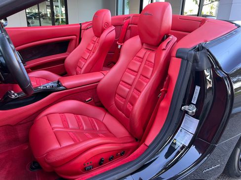 Used 2013 Ferrari California RWD image 12