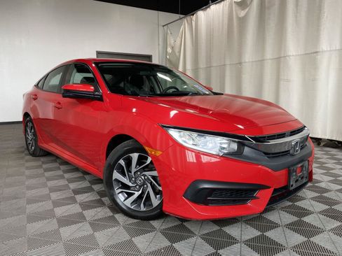 Used 2018 Honda Civic EX image 1