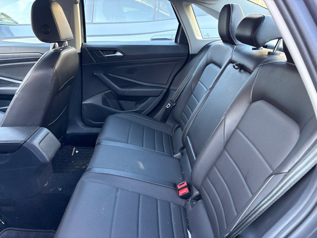 Used 2023 Volkswagen Jetta SE FWD image 8