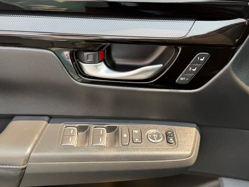 Used 2024 Honda CR-V EX-L image 19