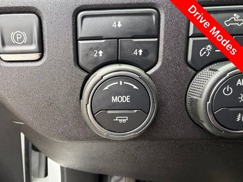 Used 2025 Chevrolet Silverado 2500 LT w/ Convenience Package AWD/4WD image 14