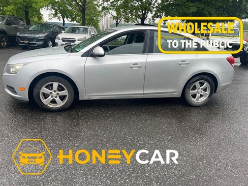 Used 2012 Chevrolet Cruze LT FWD image 4