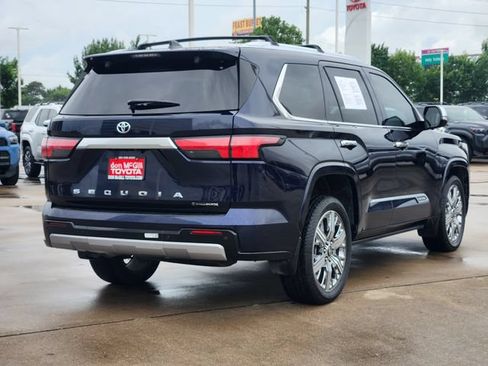 Used 2026 Toyota Sequoia Capstone AWD/4WD image 5