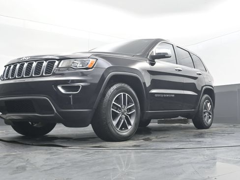 Used 2019 Jeep Grand Cherokee Limited RWD image 24