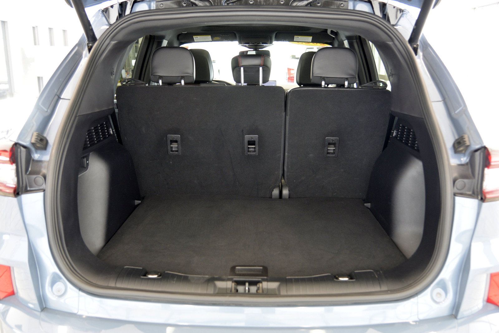 Used 2023 Ford Escape ST-Line Elite w/ Premium Technology Package AWD/4WD image 29