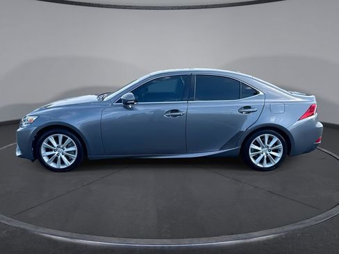 Used 2016 Lexus IS 200t RWD image 15