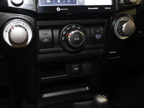 Used 2022 Toyota 4Runner TRD Off-Road Premium image 29