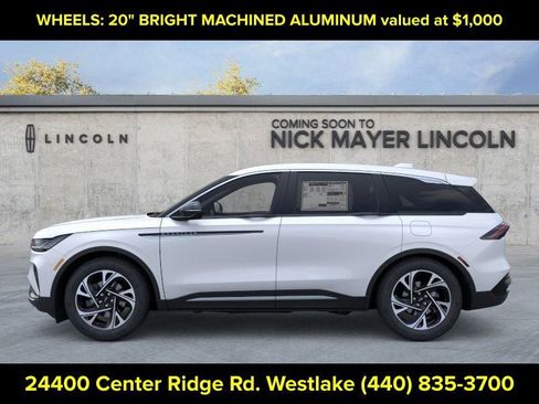 New 2026 Lincoln Nautilus Premier image 3