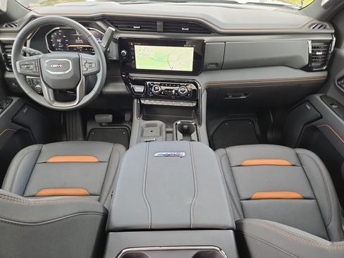 Used 2026 GMC Sierra 2500 AT4 image 17