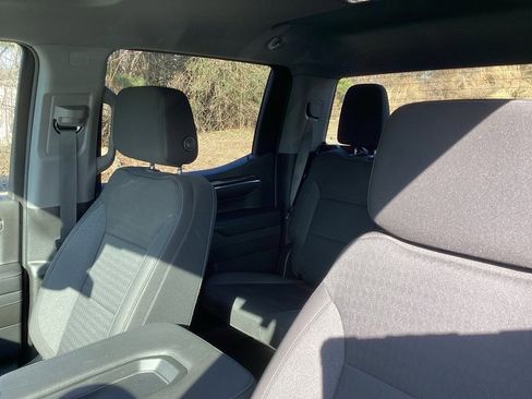 Used 2023 Chevrolet Silverado 1500 LT image 6