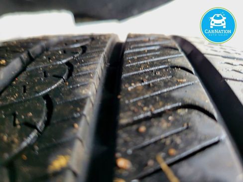 Used 2019 Ford Escape Titanium image 36