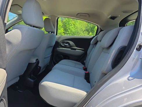 Used 2022 Honda HR-V LX image 33