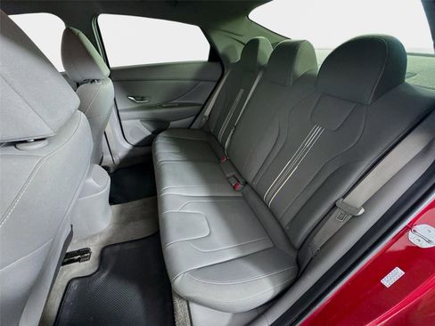 Certified 2023 Hyundai Elantra SEL w/ Convenience Package FWD image 22