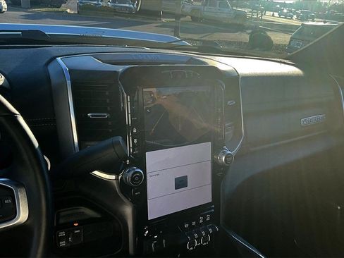 Used 2024 RAM 3500 Laramie w/ Night Edition image 22