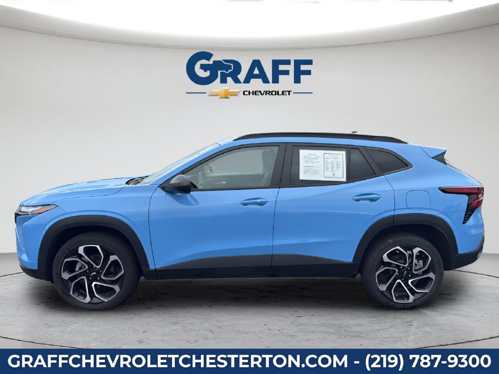 Used 2024 Chevrolet Trax RS w/ Driver Confidence Package FWD image 3
