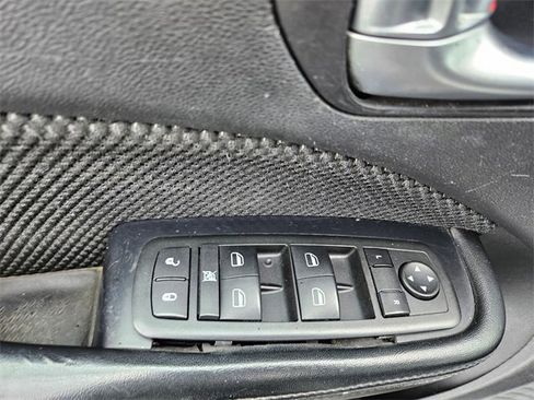 Used 2015 Dodge Dart SE w/ Convenience Group image 17