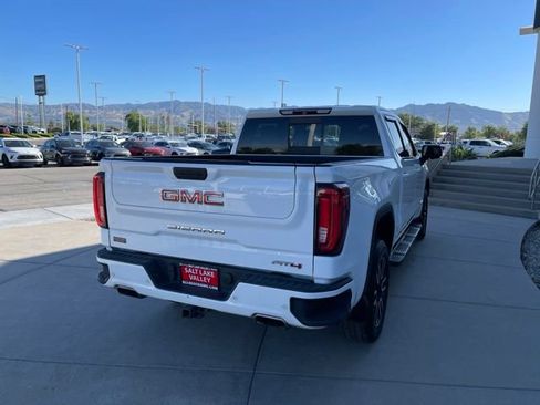 Used 2019 GMC Sierra 1500 AT4 w/ AT4 Premium Package AWD/4WD image 5