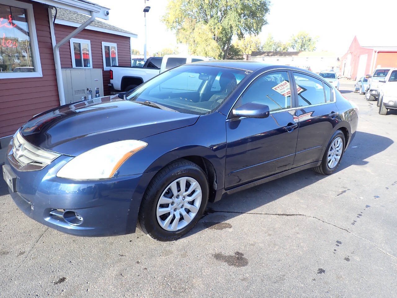 Used 2012 Nissan Altima 2.5 S w/ Convenience Pkg FWD image 3