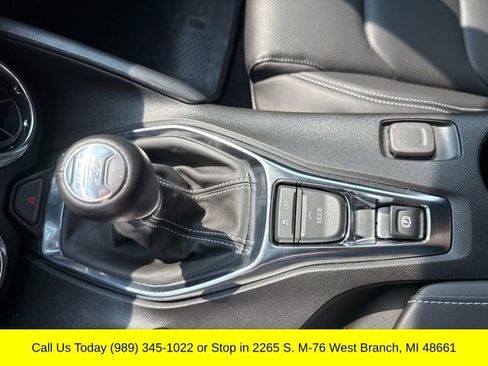 Used 2023 Chevrolet Camaro LT w/ RS Package image 19