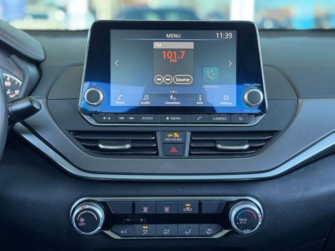 Used 2024 Nissan Altima 2.5 SR image 21