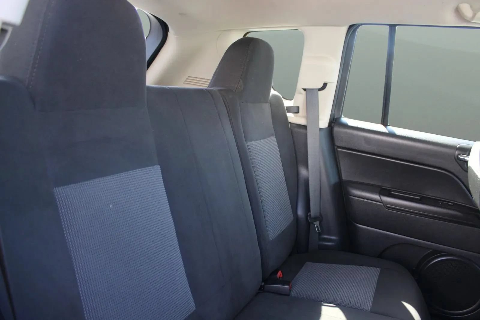 Used 2016 Jeep Compass Sport w/ Power Value Group AWD/4WD image 19