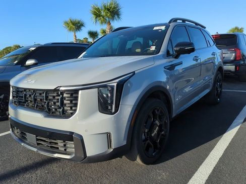 Certified 2024 Kia Sorento SX Prestige w/ Olive Brown Leather Package image 4