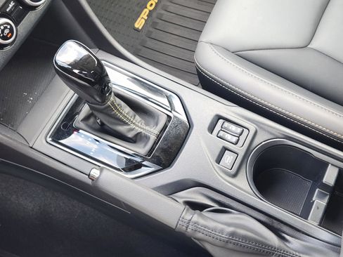 Used 2022 Subaru Crosstrek 2.5i Sport w/ Moonroof Package image 21