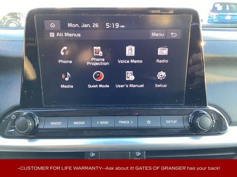 Used 2023 Kia Forte LXS w/ LXS Technology Package image 4