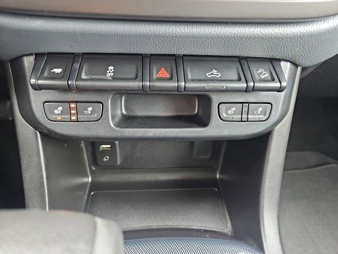 Used 2016 Chevrolet Colorado Z71 image 25