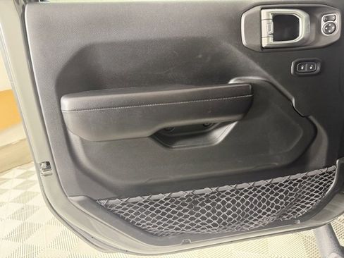 Used 2020 Jeep Wrangler Unlimited Sport S image 20