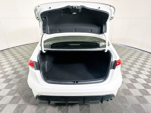 Used 2023 Toyota Corolla SE FWD image 31