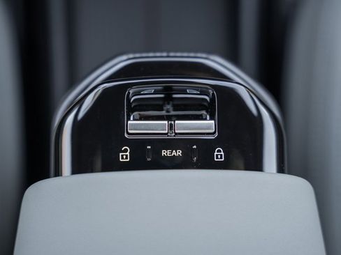 New 2026 Volvo EX30 Ultra image 21