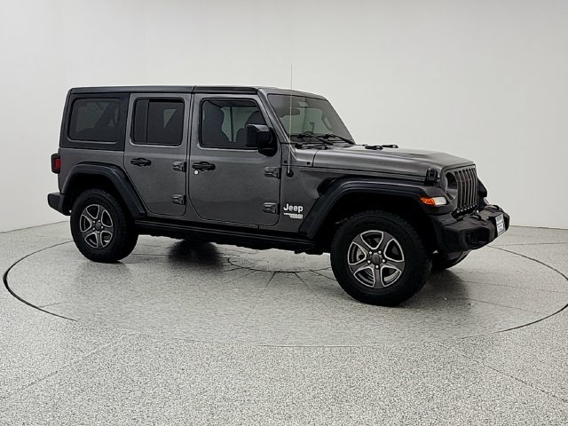 Used 2019 Jeep Wrangler Unlimited Sport S AWD/4WD image 3