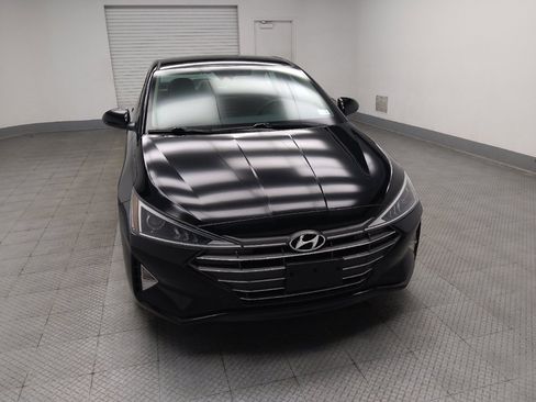 Used 2020 Hyundai Elantra SEL w/ Winter Weather Package FWD image 14
