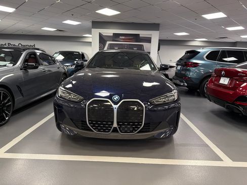 Certified 2023 BMW i4 eDrive35 RWD image 2
