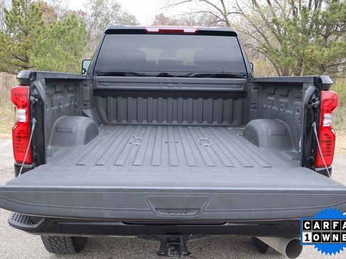 Certified 2024 Chevrolet Silverado 2500 Custom w/ Custom Value Package image 8