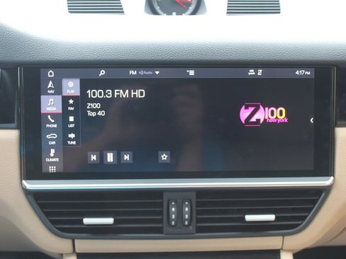 Used 2019 Porsche Cayenne image 7