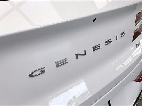 Used 2026 Genesis GV80 2.5T Advanced AWD/4WD image 32
