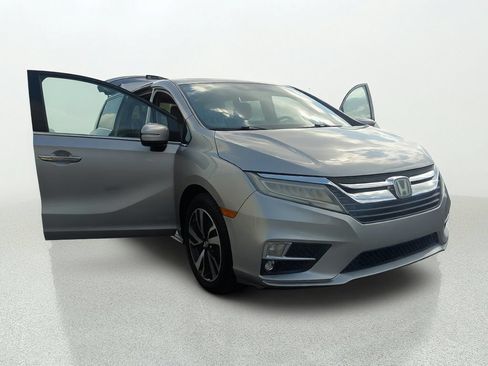 Used 2018 Honda Odyssey Elite image 9