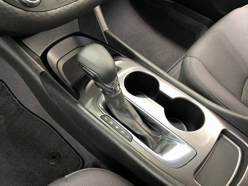 Used 2022 Chevrolet Malibu LS image 26