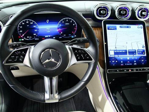 Certified 2023 Mercedes-Benz GLC 300 4MATIC image 6