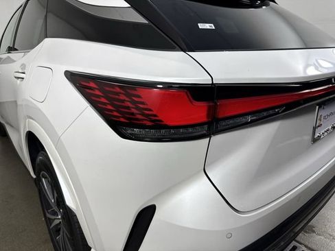 Used 2023 Lexus RX 350 Premium image 30