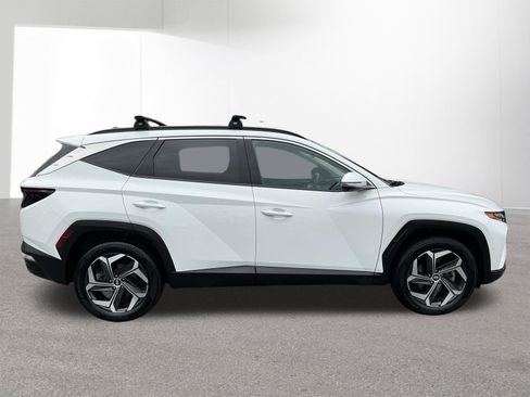Used 2023 Hyundai Tucson Limited AWD/4WD image 2