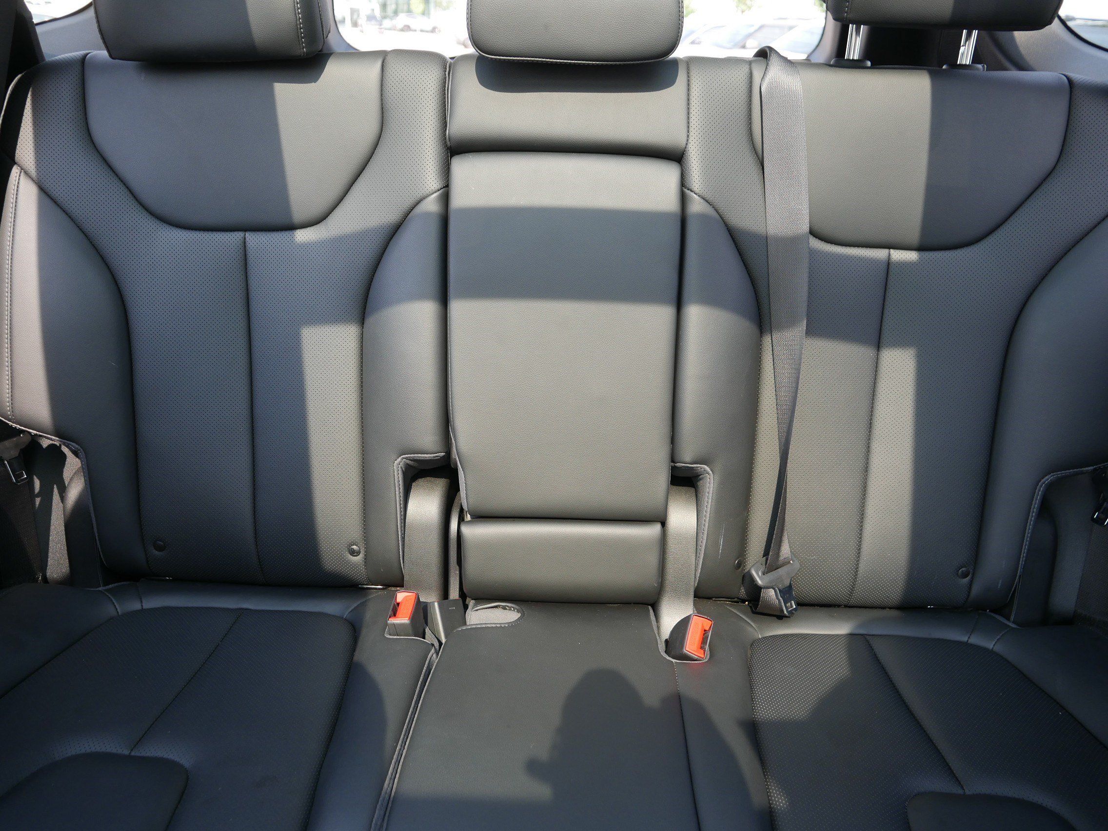 Certified 2023 Hyundai Santa Fe SEL w/ Premium Package AWD/4WD image 13