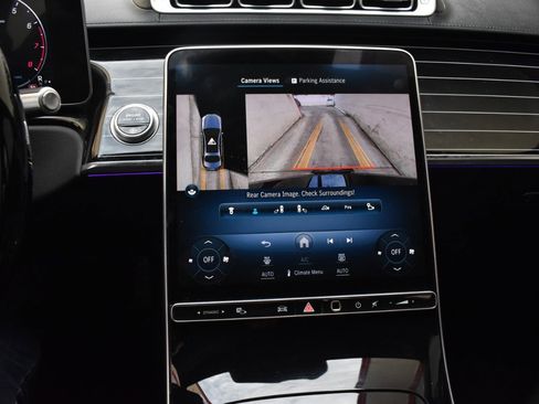 Used 2021 Mercedes-Benz S 580 4MATIC w/ AMG Line image 34