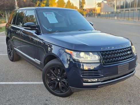 Used 2014 Land Rover Range Rover HSE AWD/4WD image 3