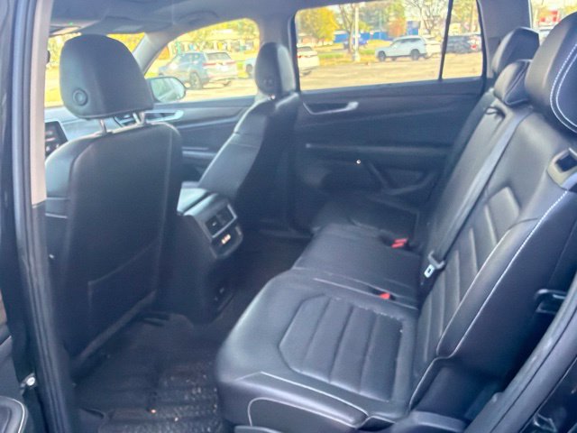 Certified 2024 Volkswagen Atlas SEL AWD/4WD image 28