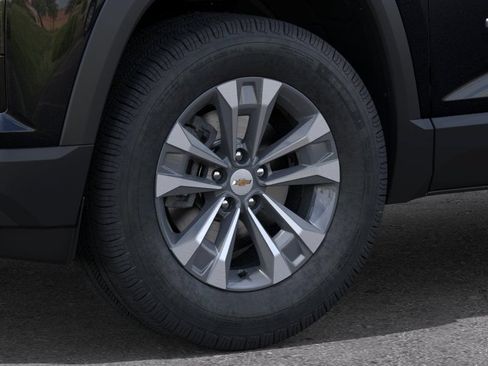 Used 2026 Chevrolet Equinox LT w/ Safety and Technology Package AWD/4WD image 9