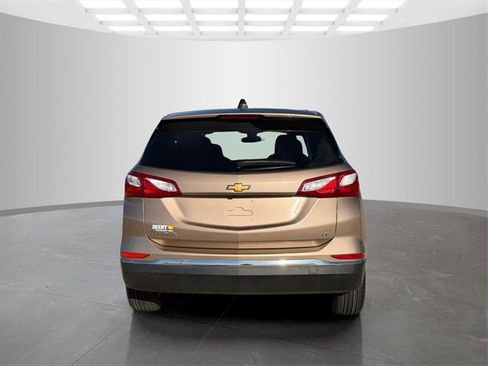 Used 2019 Chevrolet Equinox LT w/ Driver Convenience Package image 5