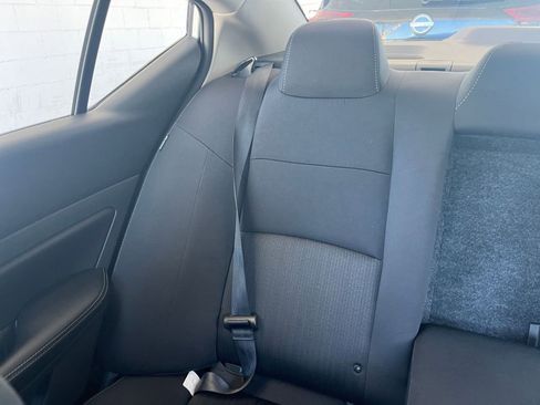 Used 2025 Nissan Altima 2.5 SV image 40